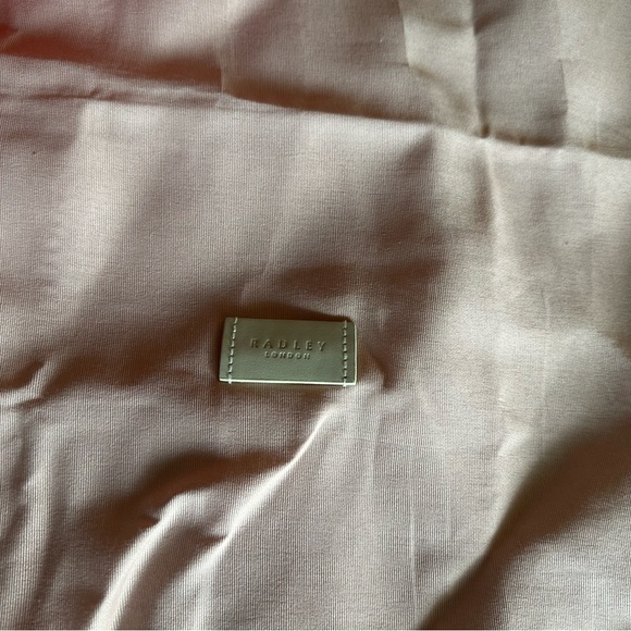 NWOT RADLEY LONDON Red Devonport Mews Leather Tote. Dust bag included! - Picture 5 of 7